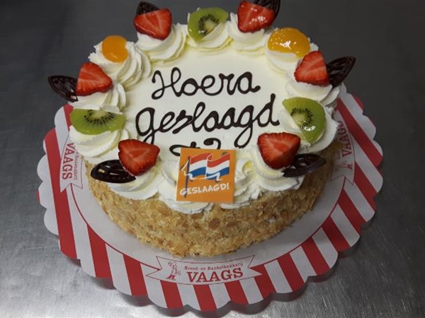 Hoera geslaagd taart, 8 pers.